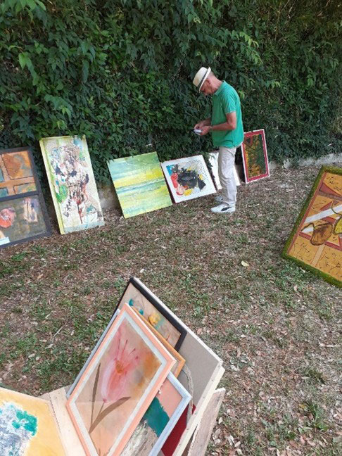 Les tableaux étaient partout …